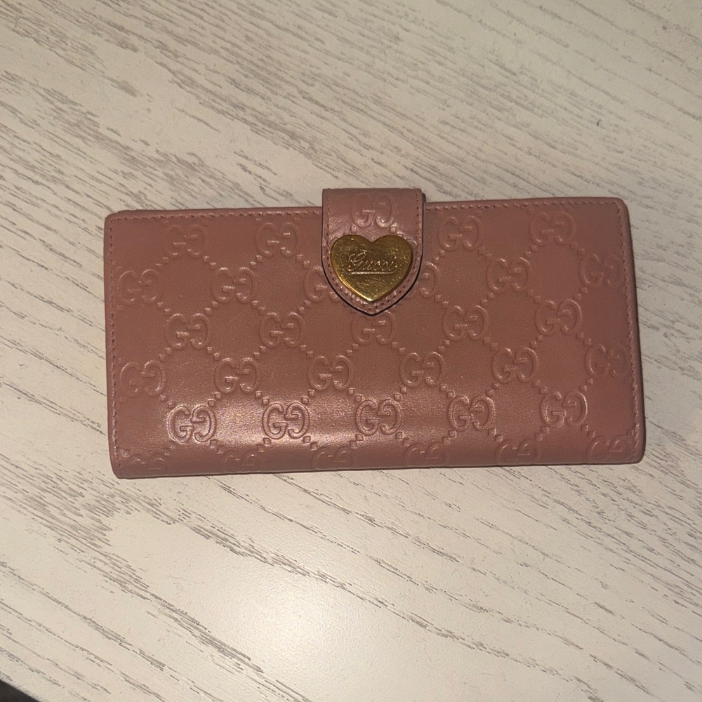 Gucci Blush Pink Wallet with Gold Heart Accent